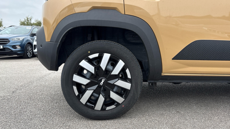 Dacia Spring 27kWh Expression 65 48kW 5dr Auto Electric Hatchback